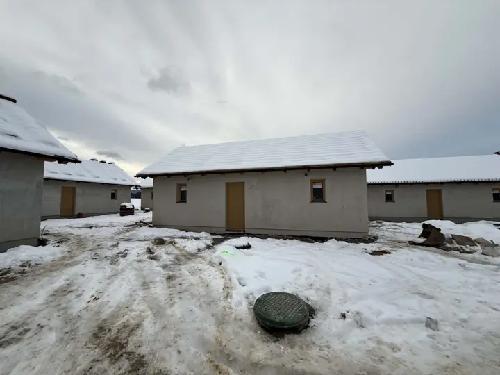 Posestvo Majer — Baumaster